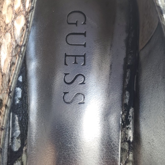 Shoes - Picture 2 of 4